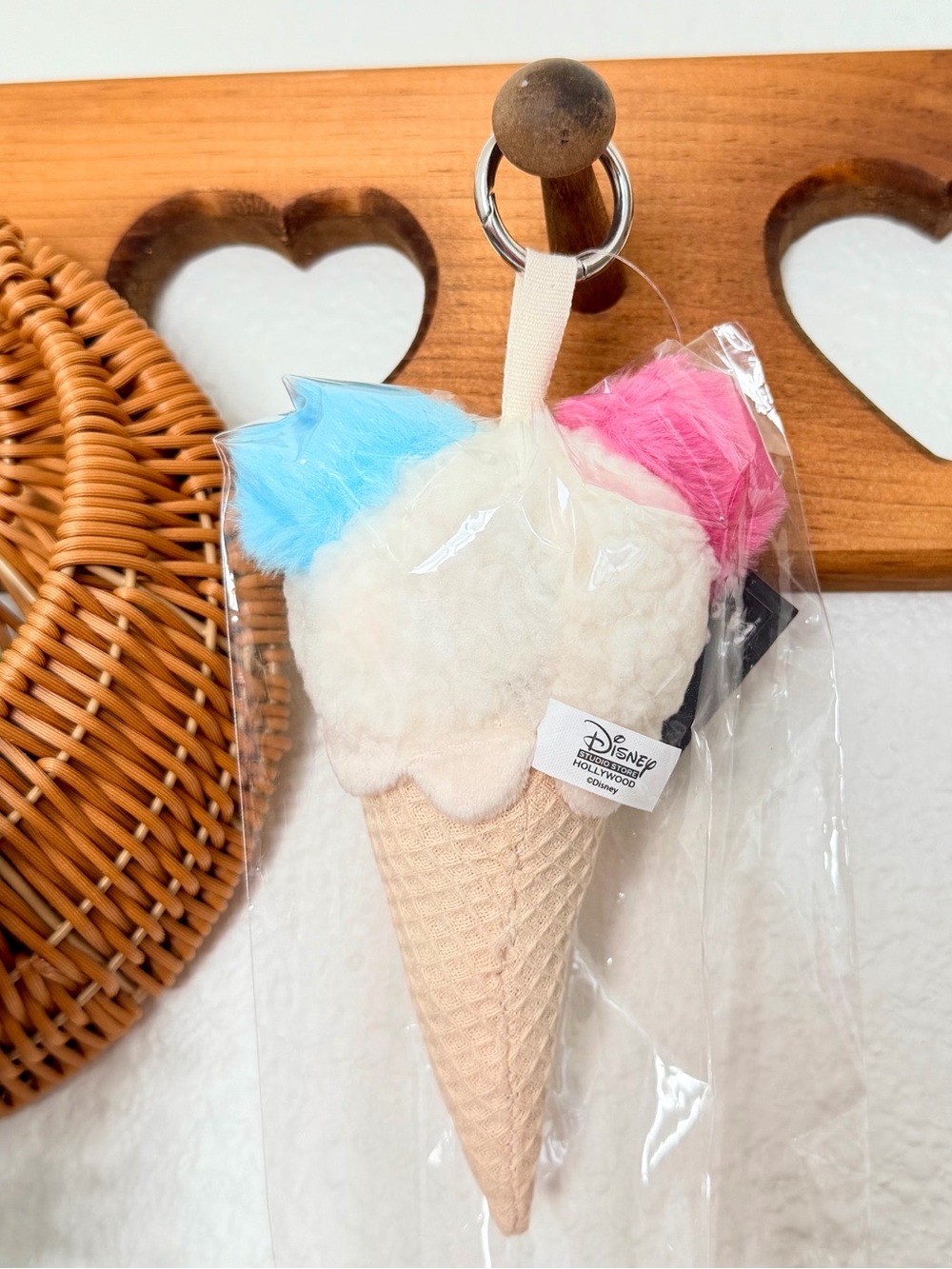 RARE Disney DSSH Mickey Ice Cream Cone Plush Bag Clip Keychain Charm NEW